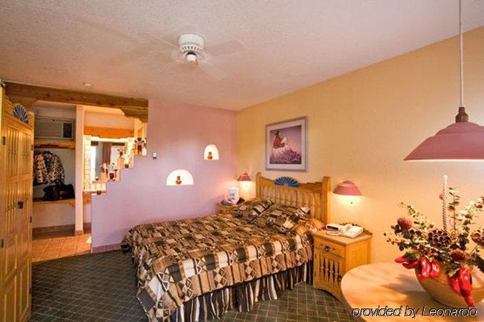Sun God Lodge Taos Rum bild